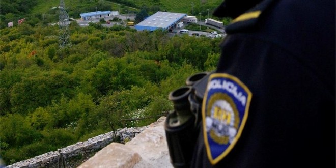 Policija spriječila krijumčarenje više ilegalnih migranata, troje uhićenih